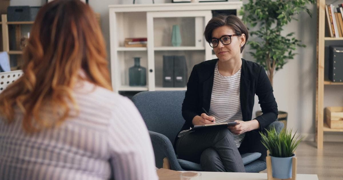 The therapist should look attentive and empathetic, while the client should look comfortable enough to talk. Consultancy for Depression and Anxiety 